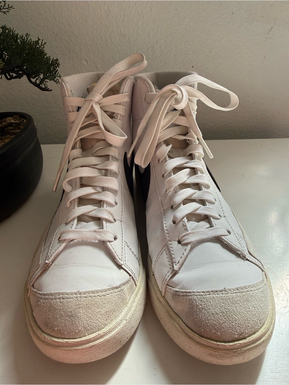 Nike Blazer Mid vintage women size 7 High-Top Sneakers - White & Black - Picture 3 of 7